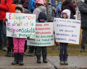 Manifestation école-maison au Québec copyright excordeschola.ca